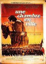 Watch Une chambre en ville Vumoo