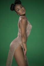 Watch Beyond the Pole Vumoo